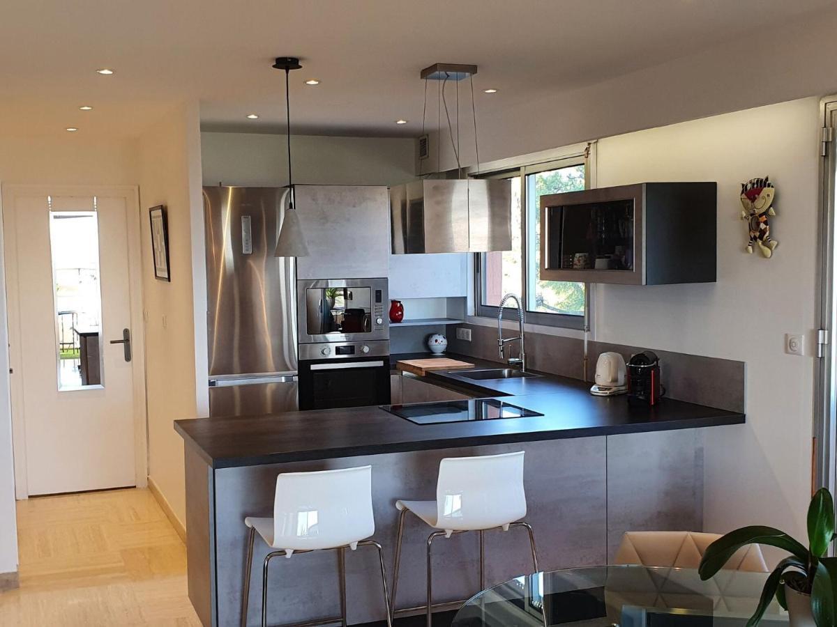 Classy Apartment In Nice With Pool And Private Parking Place Extérieur photo